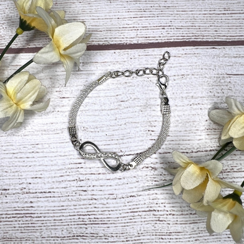 Infinity Rhinestone Bracelet - Picture 4 of 8